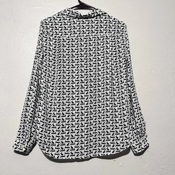 ANN TAYLOR LOFT Rabbit Pattern  Roll Tab Long Sleeve Woman's Blouse Size S - Picture 2 of 6